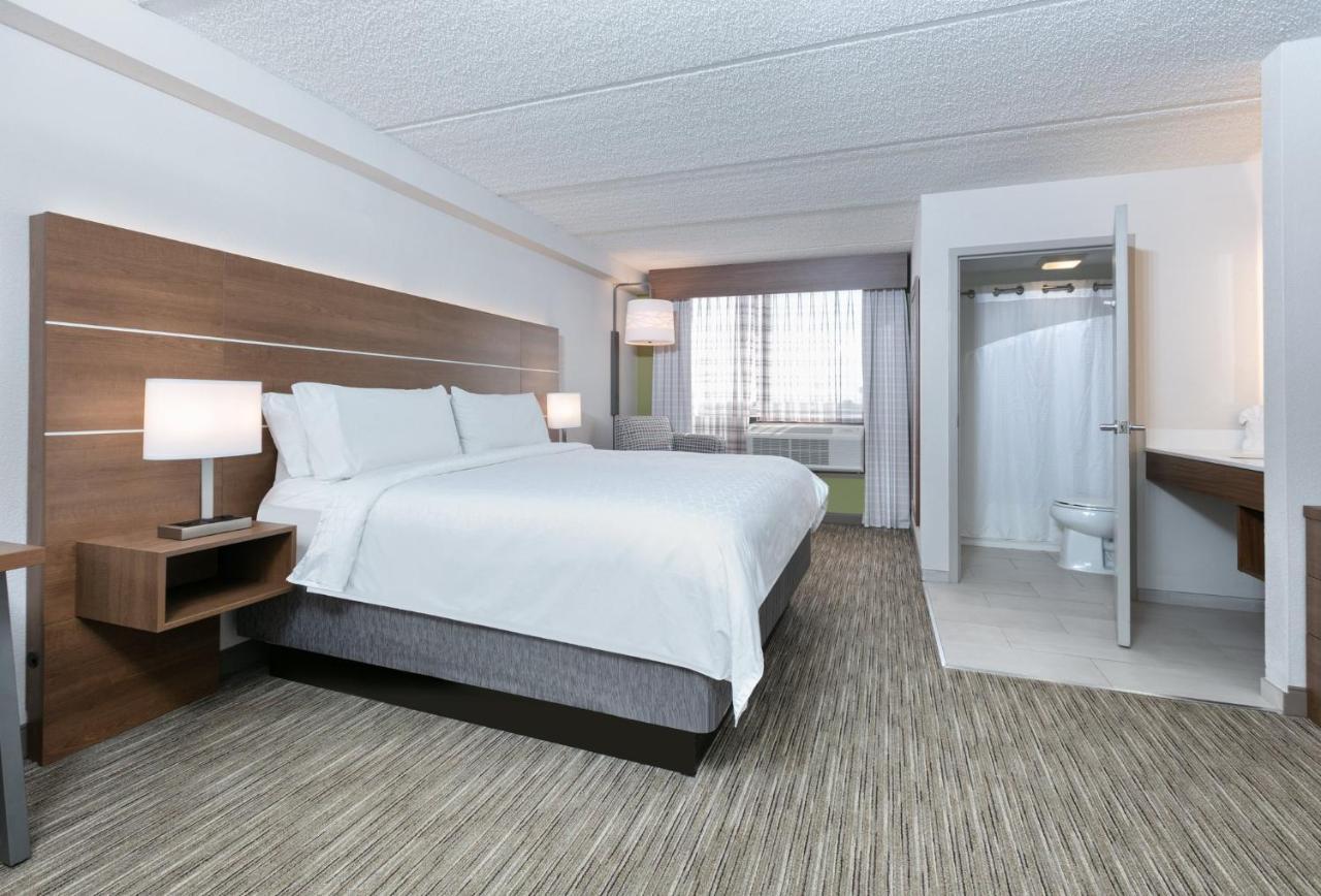Holiday Inn Express Hotel & Suites Dallas Fort Worth Airport South By Ihg Irving Exterior photo